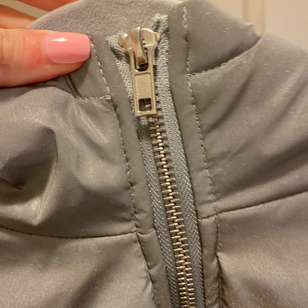 Reflective Cropped Puffer Jacket - image 8